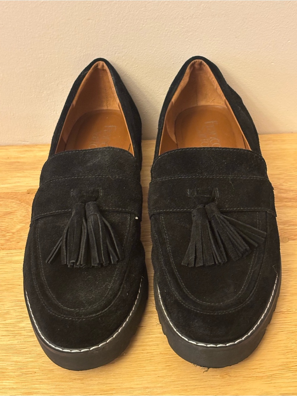 Franco Sarto Women’s Carolynn Tassel Loafers with lug sole. Size 10